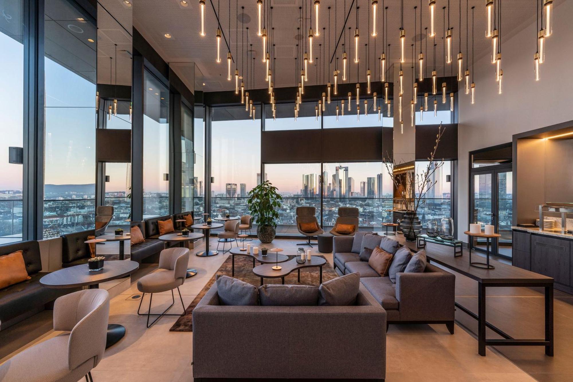 The Level Master Suite Skyline View